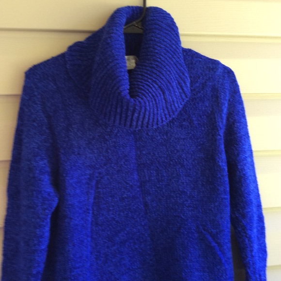 August Silk Sweater - Picture 2 of 7